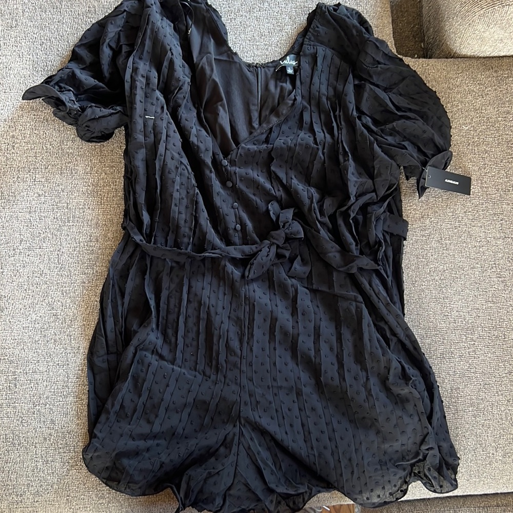 Lulus black romper
